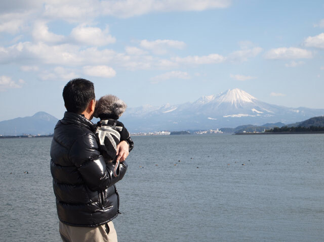 遠くに大山‥‥