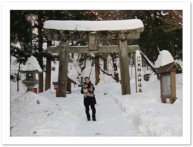 雪の大山寺参道を行く。。。つづき